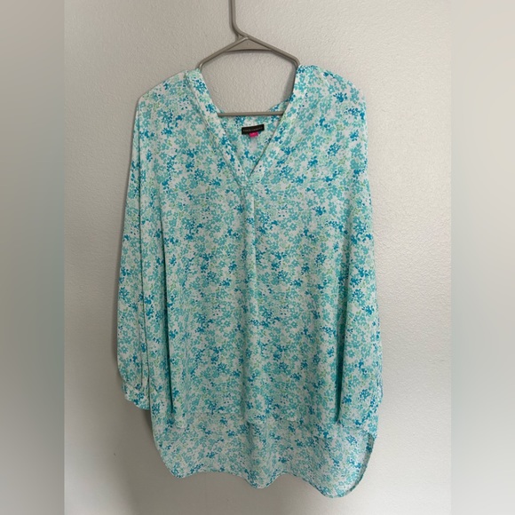 Vince Camuto Blue Floral Print Blouse - Picture 2 of 6